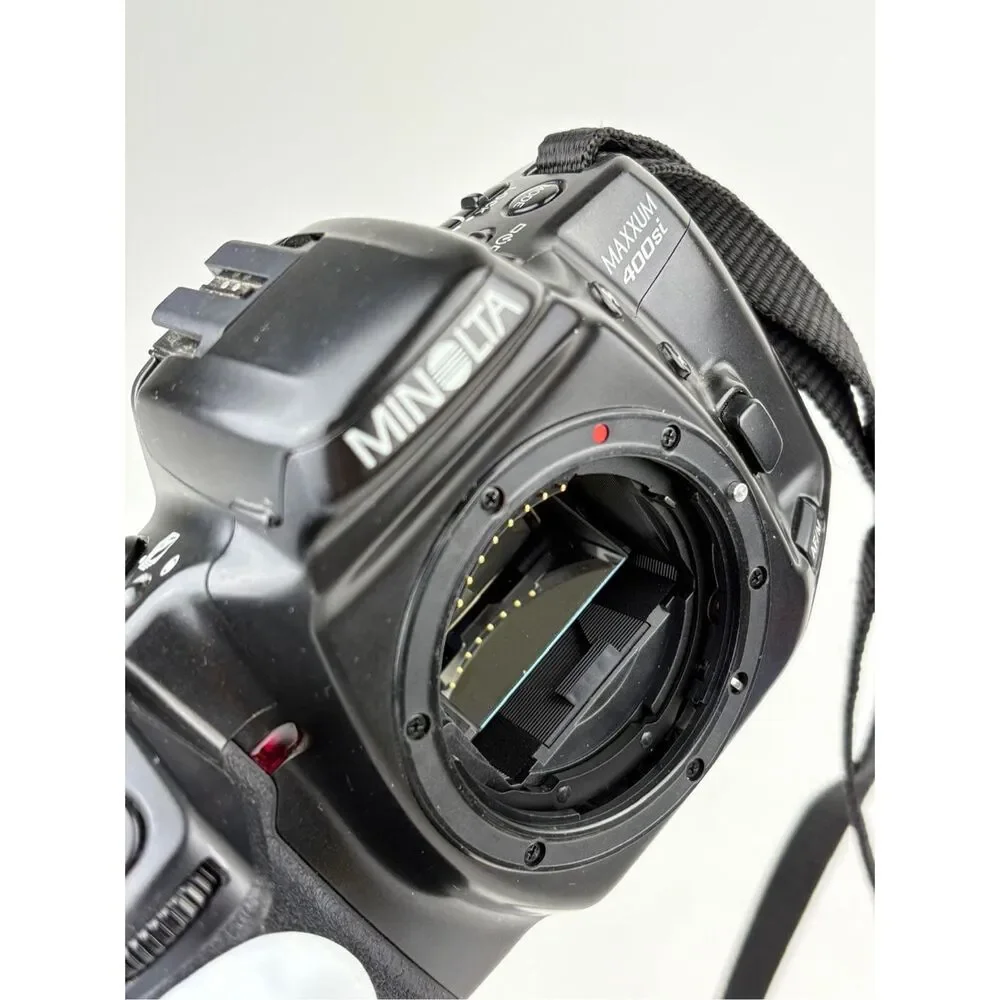 Vintage Minolta Maxxum 400si 35mm Camera Body Only - No Lens DQ2351